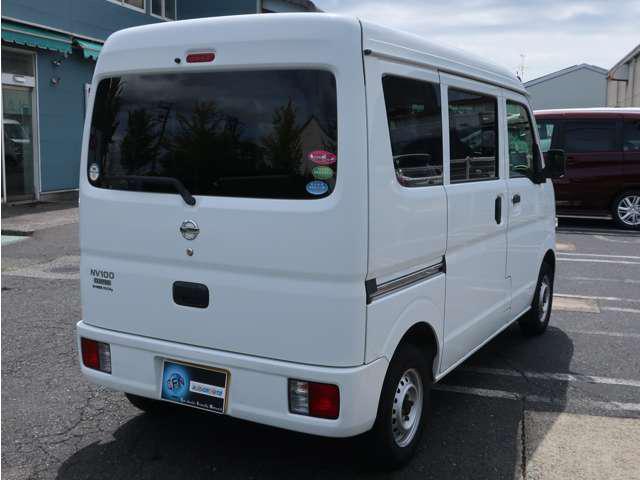 11b051bfdc756c6dd1a0ad1a2327ed97.jpg