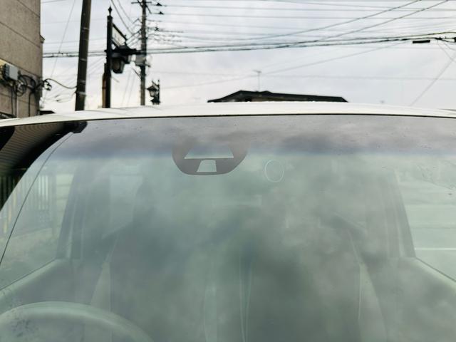0404352A30251110W00202.jpg