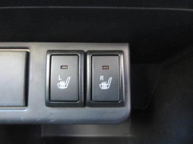 0900731A30260222W00116.jpg