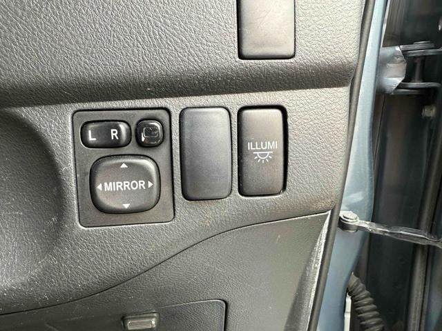 0171033A30250809W00205.jpg