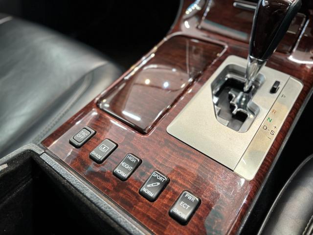 0508703A30260122W00106.jpg