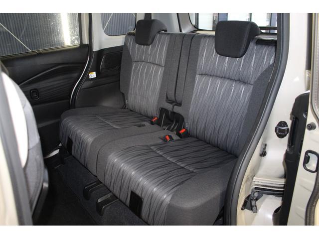 0509884A30260120W00407.jpg