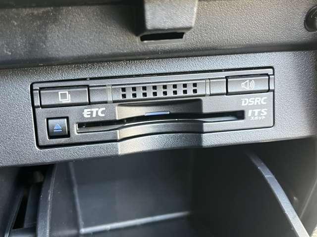 0551463A30251009W00217.jpg