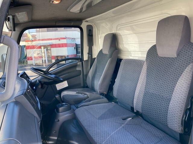 85856_18.jpg
