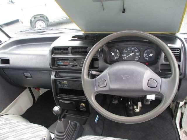 0840207A30250916W00315.jpg