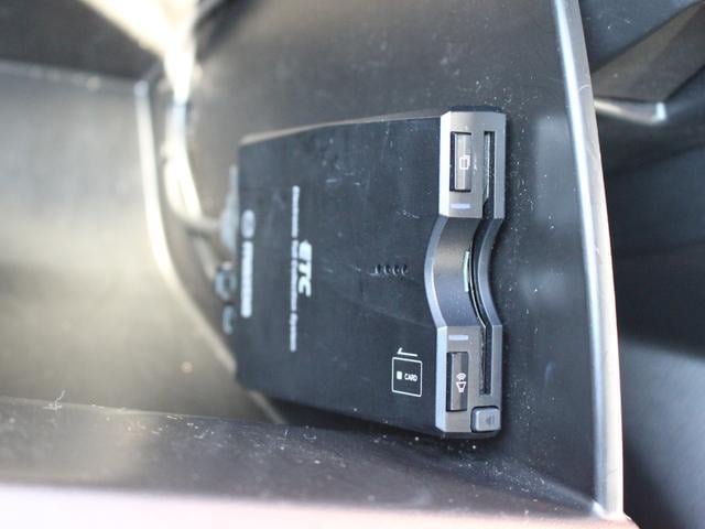 0520029A30250420W00316.jpg