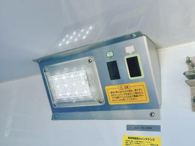 9b7701ce444d7e61373e3291b9ffb04a.jpg