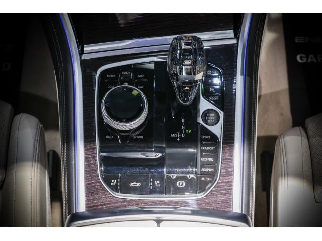 13858316_carP_l_11.jpg