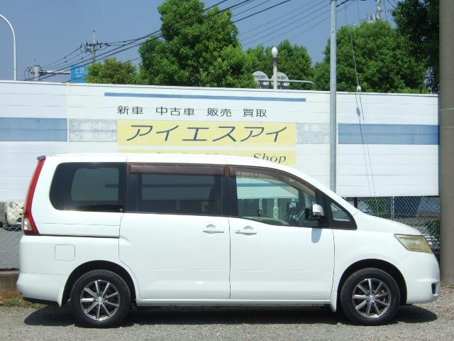 0401551A30250908W00107.jpg