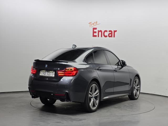 ecadc52446ea74ef99f927c3a51e4513.jpeg