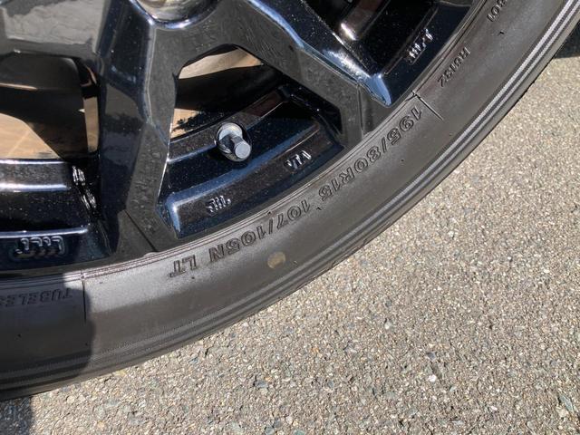 0801942A30251106W00117.jpg