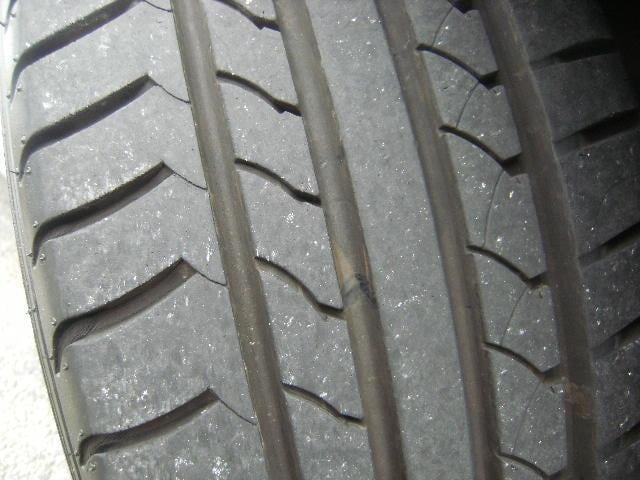 0705882A30251012W00115.jpg