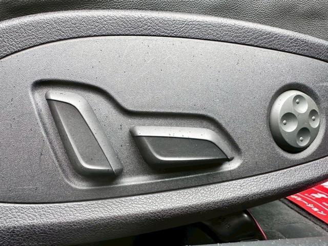 0209257A30251015W00114.jpg