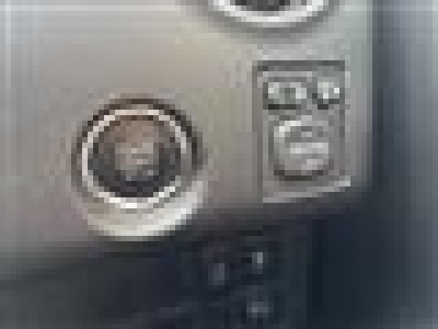 20586954_carP_l_16.jpg