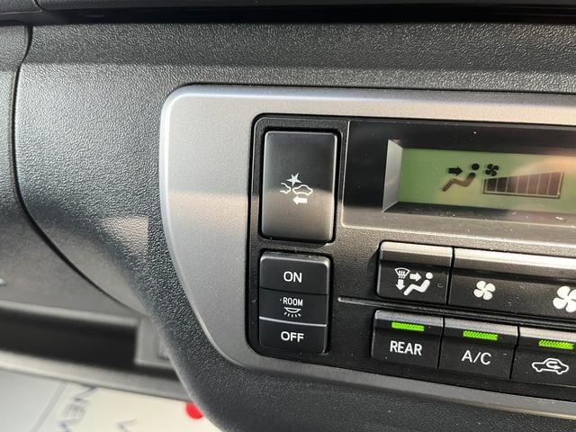0500199A30250628W00112.jpg