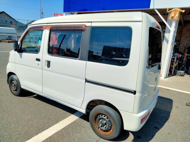 0208251A30260329W00117.jpg