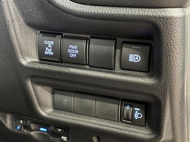 1020006A30251023W00310.jpg