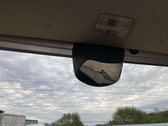 0706821A30251019W00118.jpg
