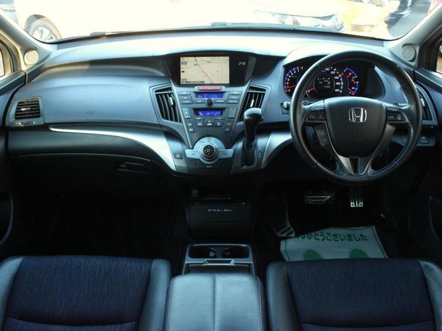 0520029A30251229W00103.jpg