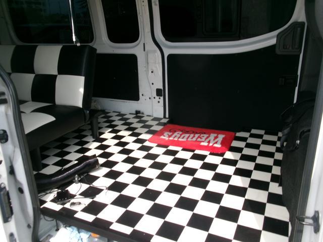 0705372A30250914W00113.jpg