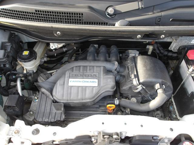 21267218_carP_l_18.jpg