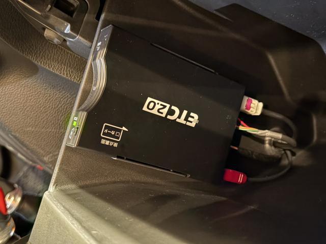 22317223_carP_l_2.jpg