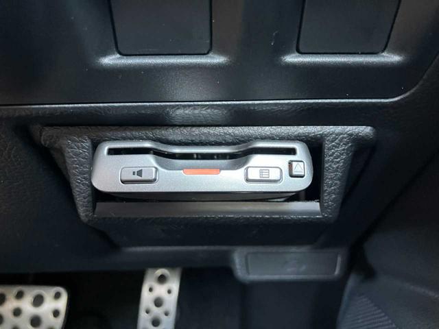 3000798A30260223W00114.jpg