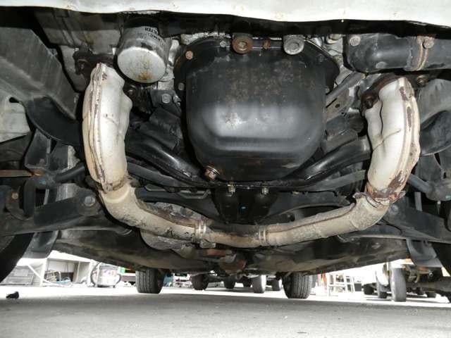 19989796_carP_l_12.jpg