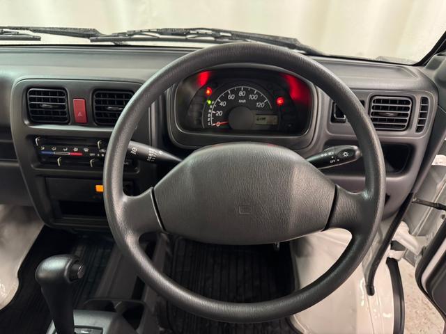 1010518A30250304W00101.jpg