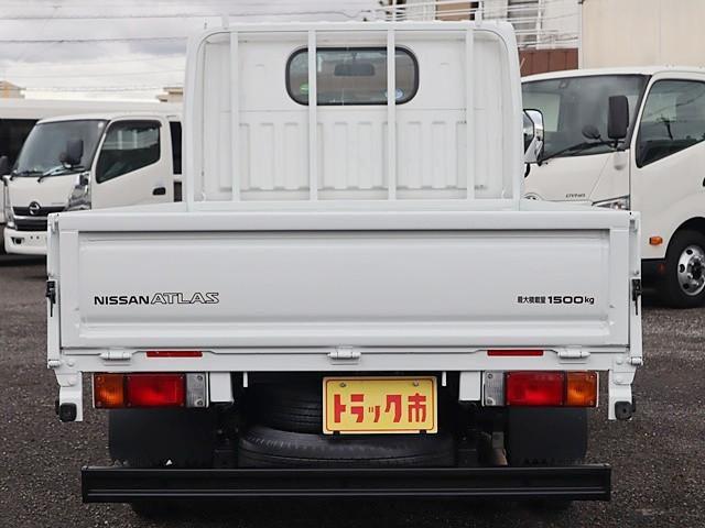 71e723b5828acea2f04131f50b3c2b70.jpg