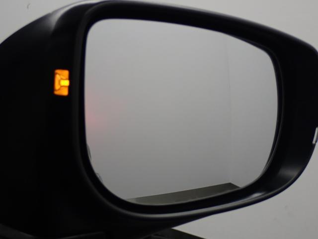0205776A30260301W00111.jpg