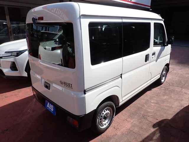 91a61486bac66016ac56ab41be8f2045.jpg