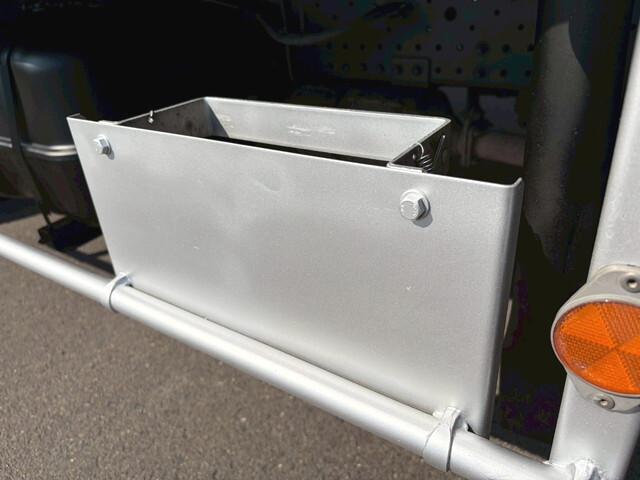 90032_31.jpg