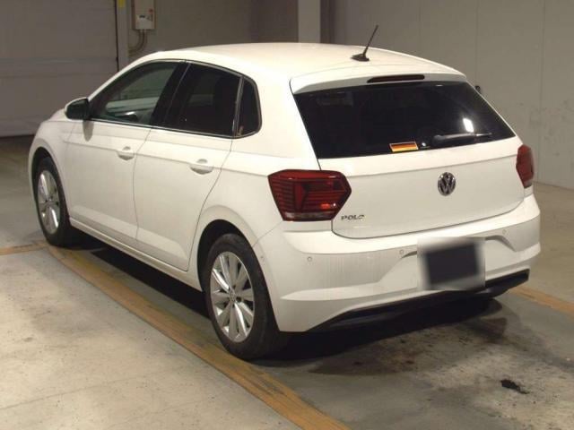17312678_carP_l_3.jpg