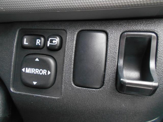 0560915A30251013W00112.jpg