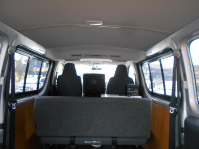 0560915A30251013W00117.jpg