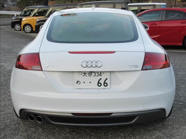 7572116_carP_l_20.jpg