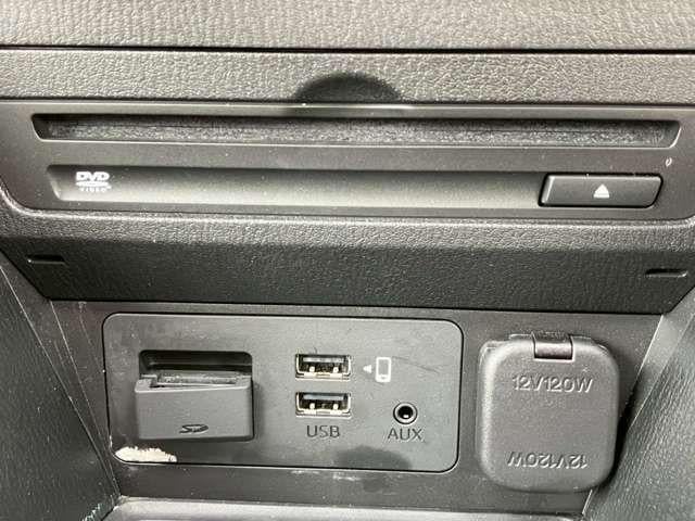 6e7c1b60b78c360b9b3694219872eae8.jpg