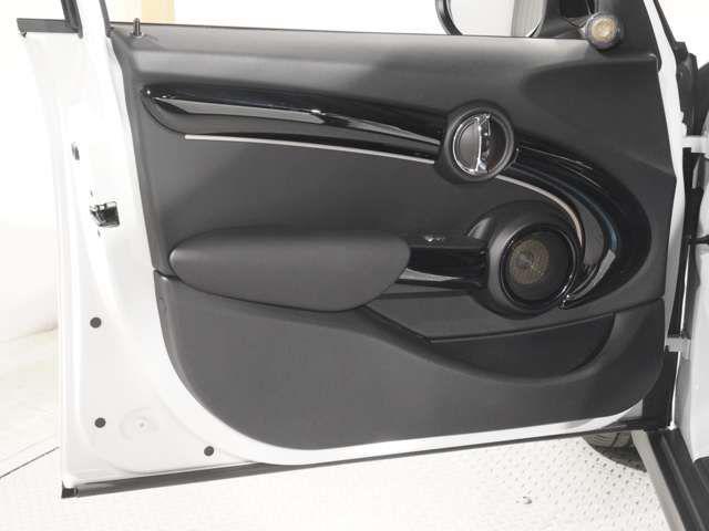 64cd215be2d8609785a5e1cc7022ee09.jpg