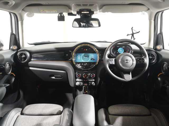 a66fb2cb4e804bb0dbcd131571330180.jpg