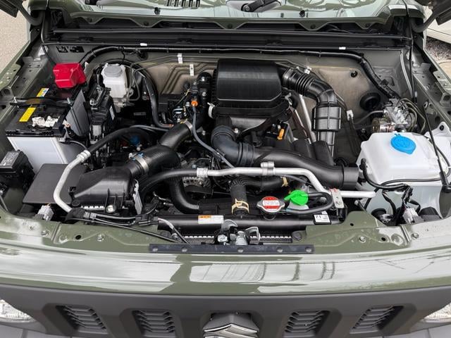 0510782A30251015W00118.jpg