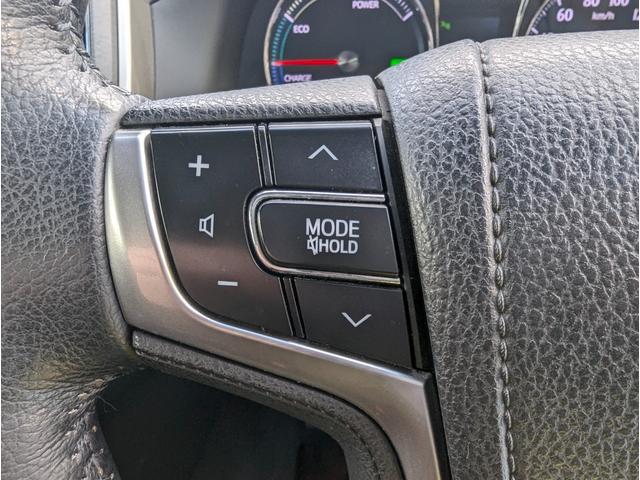 0700955A30260122W00215.jpg
