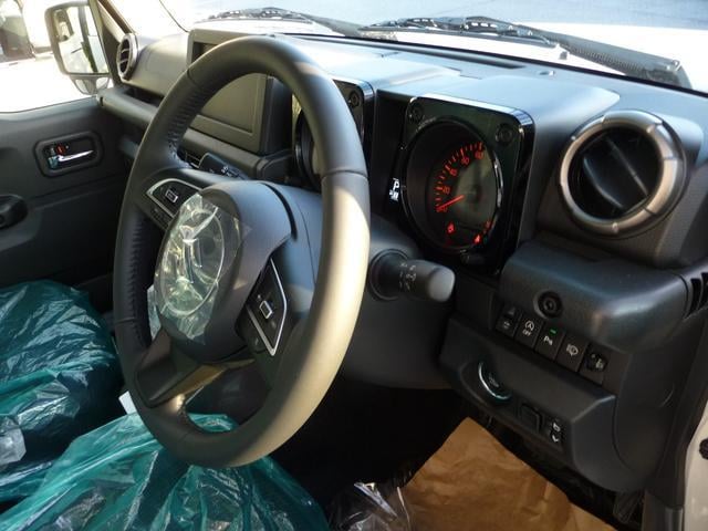 0740004A30251110W00116.jpg