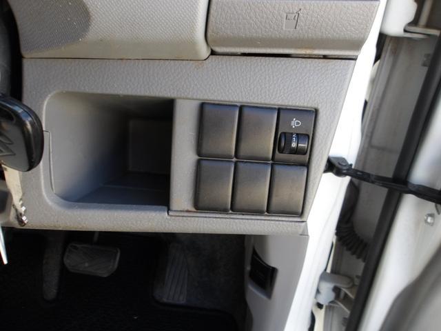 0705062A30250726W00507.jpg