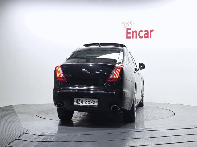 c85eab9c9ecada654c140417eb98cfe0.jpeg