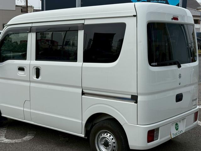 0709136A30260329W00215.jpg
