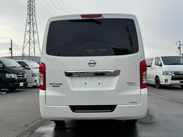 cdde7f75543a0677cc9c71a588f61cc7.jpg
