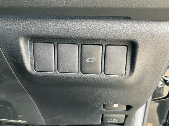 0122706A30250905W00105.jpg