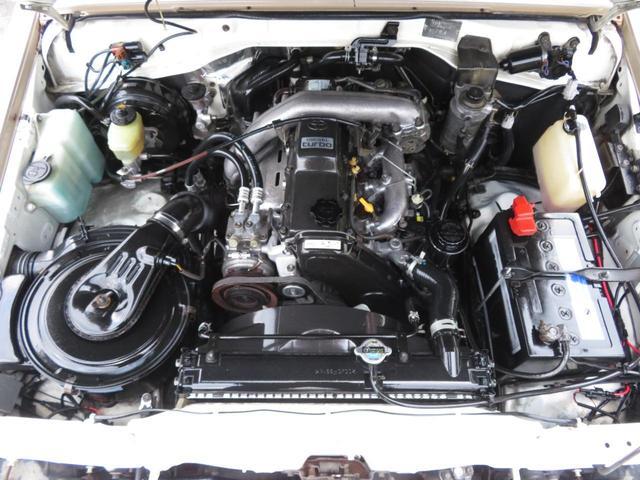 0804367A30241221W00207.jpg