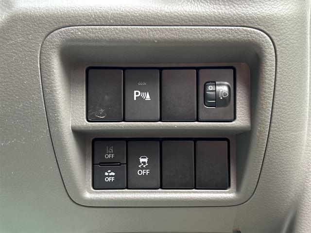 0404411A30260305W00106.jpg